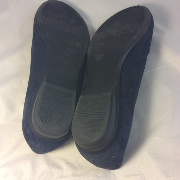 Naturalizer Blue Suede Loafers - Picture 7 of 8